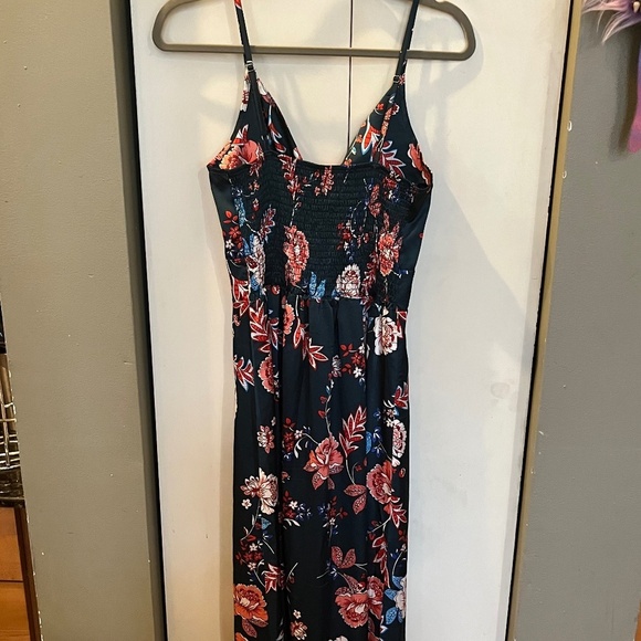 Gently Used Forest Green Floral Slip Dress Keyhole with Tie Front Size M Leg - Picture 3 of 8